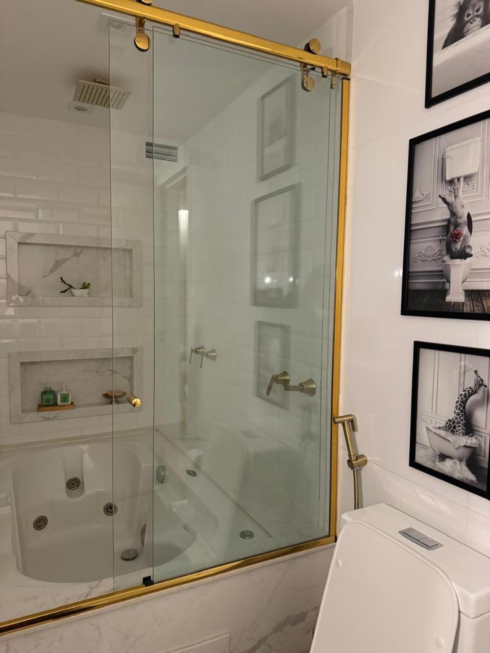Moderno Flat Na Barra Da Tijuca * Rio de Janeiro